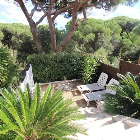 Gasjou - Golfe De St-tropez - - Mazet Pour 6 Personnes Dans Domaine Avec Piscine Et Tennis Gassin